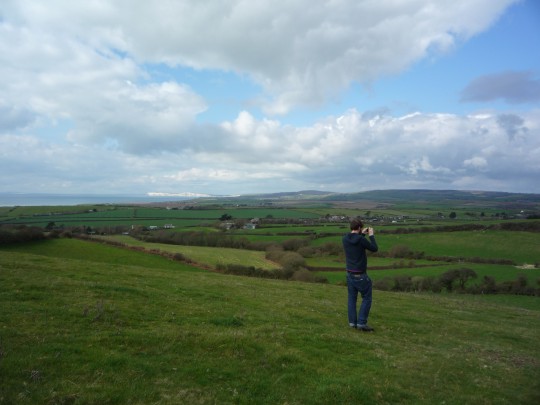 Tom Pratt photographing